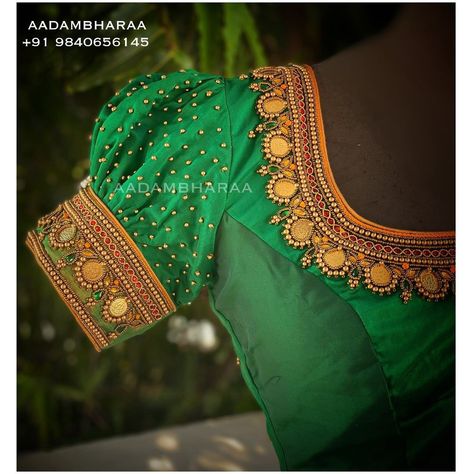 Simple Aari Work Puff Blouse Design, Green And Gold Blouse Designs, Buff Sleeve Aari Work Blouse, Puff Sleeve Aari Work Blouse, Green Blouse Designs For Saree Bridal, Green Silk Blouse Designs, Green Aari Work Blouse, Simple Green Blouse Designs For Saree, Golden Blouse Designs