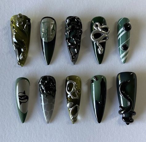 Harry Potter Nails Designs, Harry Potter Nail Art, Harry Potter Nails, Horror Nails, Witch Nails, Green Nail Art, Nail Designs Tutorial, Nails Today, Kawaii Nails