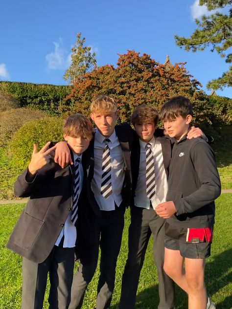 Fake School Snaps Uk, Thai Uniform, Middle School Aesthetic, Middle School Boy, Teenager Outfits Boys, 7th Grade Boys, Uk Boys, British School Uniform, Middle School Boys