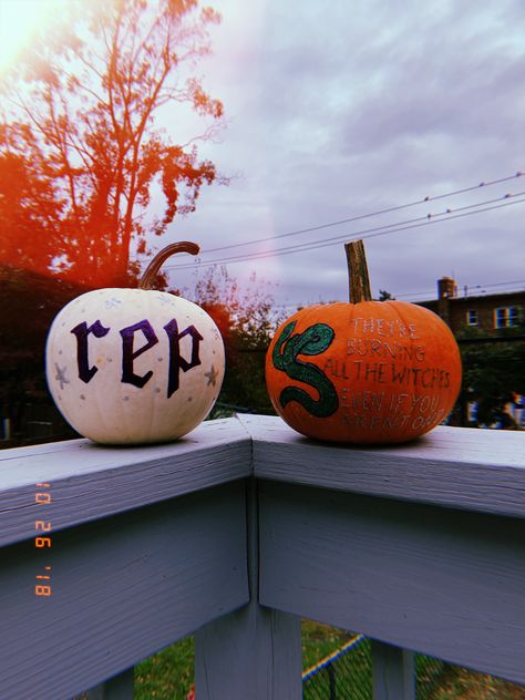 Taylor Swift reputation pumpkins Pumpkin Carving Ideas Taylor Swift Reputation, Taylor Swift Themed Pumpkin Painting, Snake Pumpkin Painting, Eras Tour Pumpkin Painting, Painted Pumpkin Ideas Thanksgiving, Taylor Swift Pumkin Ideas, Taylor Swift Halloween Pumpkin, Taylor Swift Pumpkin Decorating, Reputation Pumpkin