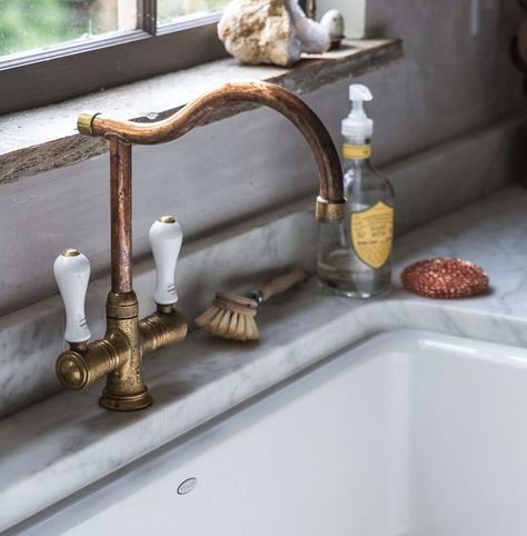 Local Milk, Home Goods Store, French Kitchen, Farmhouse Sink Kitchen, Beautiful Kitchen, Vintage Kitchen Decor, Decoration Inspiration, Farmhouse Sink, Kitchen Taps