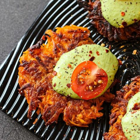 Sweet Potato Cakes, Entertainment Recipes, Easy Vegetable Recipes, Veggie Patties, Cashew Sauce, Michael Pollan, Crispy Sweet Potato, Head Cold, Rain Head