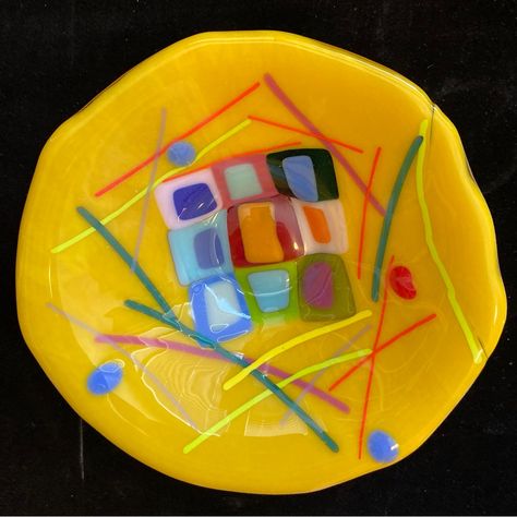 Stockholm”Fused Art Glass Handmade 7”X3” Bowl Canary Yellow Background The Design Stockholm”Fused Art Glass Handmade 7”X3” Bowl Canary Yellow Background Asymmetrical Edges Glass Elements Such As Stringers And Cast Glass Squares Are Fused Into The Kiln Fired Glass. Art Glass Pumpkin, Art Glass Paperweight, Bubble Art, Glass Pumpkins, Fire Glass, Crystal Vase, Crackle Glass, Fenton Glass, Art Glass Vase