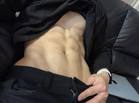 Six Pack Abs Men, 남성 근육, Faceless Men, Gentleman Aesthetic, Men Abs, Hampi, Cute Relationship Photos, Aesthetic Guys, Shirtless Men