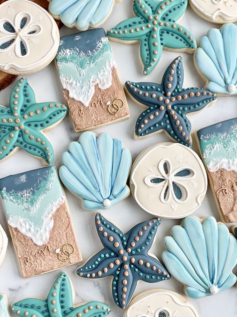 𝒫𝒾𝓃: 𝑔𝑜𝓁𝒹𝓈𝒽𝑜𝓇𝓉𝓎 💌 Ocean Icing Cake, Beach Theme Royal Icing Cookies, Ocean Royal Icing Cookies, Beach Birthday Cookies Decorated, Beach Birthday Theme Decoration, Ocean Decorated Cookies, Beach Theme Wedding Decor, Ocean Theme Cookies, Mermaid Sugar Cookies Royal Icing