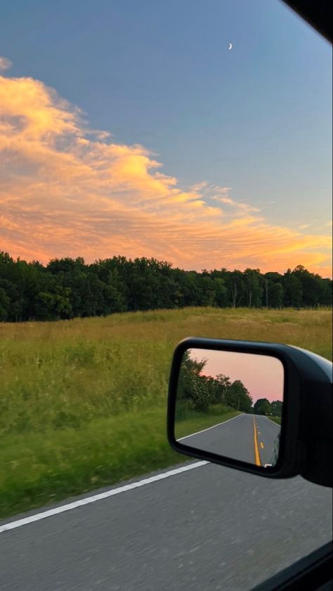 Driving In Countryside, Aesthetically Pleasing Photos, Summer Midwest Aesthetic, Late Summer Vibes, Summer Drives Aesthetic, Summer Driving Aesthetic, Driving Aesthetic Summer, Summer Drive Aesthetic, Sunset Drive Aesthetic