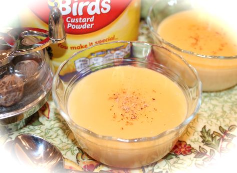 Bird's Custard Powder Custard Powder Recipes, Birds Custard, Ice Cream Cheesecake, How To Make Custard, Bird's Custard, Pudding Mousse, Two Trucks, Sandwich Rolls, Custard Sauce