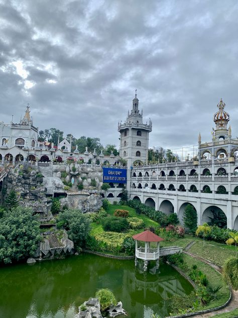 Cebu City Photography, Bar Fake Story, Taoist Temple, Hydrogen Production, Cebu Philippines, Cebu City, Candle Aesthetic, Ig Pics