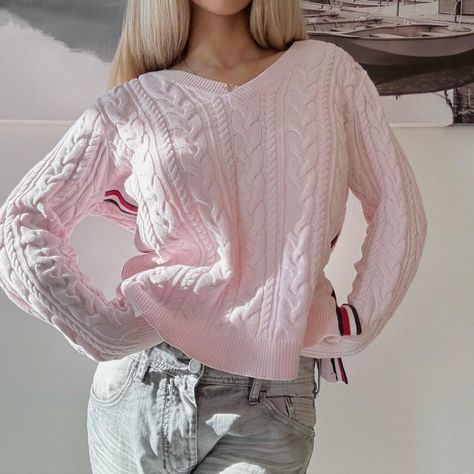 y2k vintage pink striped cable knit vneck slouchy... - Depop Y2k Sweater, Outfit Aesthetic, Girls Sweaters, Soft Girl, Outfits Aesthetic, Y2k Vintage, Vintage Pink, Cable Knit, Tommy Hilfiger