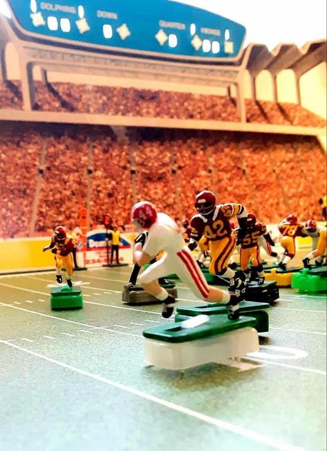 Electric Football, Childhood Games, Cool Tables, Vintage Games, Table Games, Present Day, Electricity, Miniatures, Football