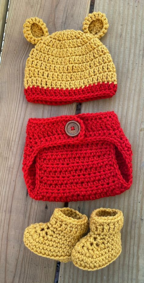 Newborn Crochet Boy Girl WINNIE the POOH Bear Beanie Hat - Etsy Crochet Baby Photo Prop, Baby Hampers, Crochet Baby Costumes, Bear Beanie, Diy Bebe, Mode Crochet, Newborn Poses, Crochet Things, Hat Patterns