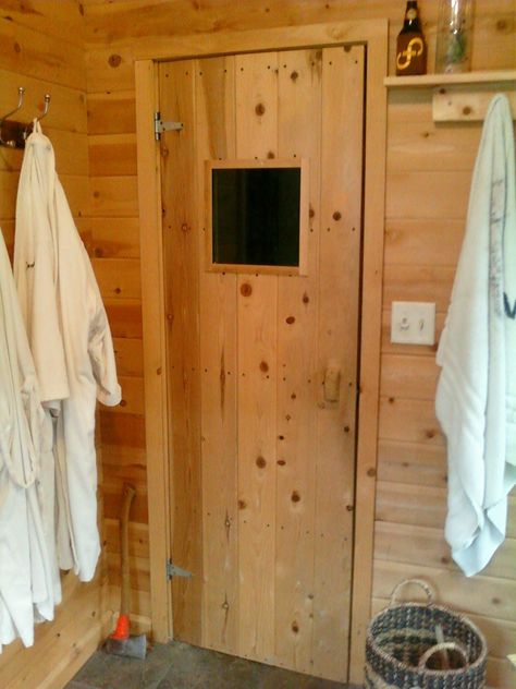 build your own sauna door Diy Sauna Door, Sauna Door Handle, Sauna Flooring Ideas, Sauna Door Ideas, Sauna Design Interior, Build Your Own Sauna, Sauna Plans, Mcm Ranch, Homemade Sauna