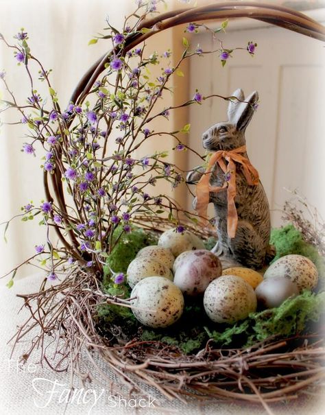 Basket with Speckled Eggs, Bouquet, and Bunny Diy – Velikonoce, Oster Dekor, Rustic Easter Decor, Rustic Easter, Speckled Eggs, Easter Tablescapes, Easter Blessings, Easter Parade, Easter Inspiration