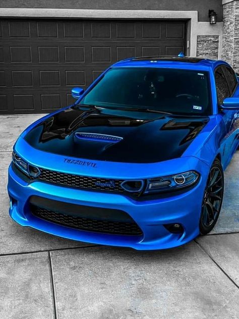 Wrapped Dodge Charger, Blue Dodge Challenger, Car Aesthetics, Luxury Car Photos, Dodge Charger Hellcat, Iphone Wallpaper Aesthetic, Dodge Neon, Dodge Muscle Cars, Pimped Out Cars