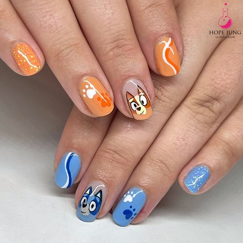 Bingo and Bluey for back to school 🐾 Not gonna lie I was nervous painting this iconic duo 😅 Use code Hope15 to save with @lightelegancehq #LightElegance #gelpolish #lepplus #nailpro #mkenailtech #fallnails #naileducator #lightelegance #mkenails #bluey #waukeshanails #gelnails #nailtech #milwaukeenails #milwaukeenailtech #blueynails #blueyandbingo #blueyandbingonails #backtoschoolnails #nannylife #nannylifeisthebestlife Bluey Nail Art Designs, Bluey Nails Design, Bluey Theme Nails, Bluey Bingo Nails, Bluey And Bingo Nails, Bluey Nail Ideas For Kids, Bluey Nails Ideas, Bluey Nail Design, Bingo Nails