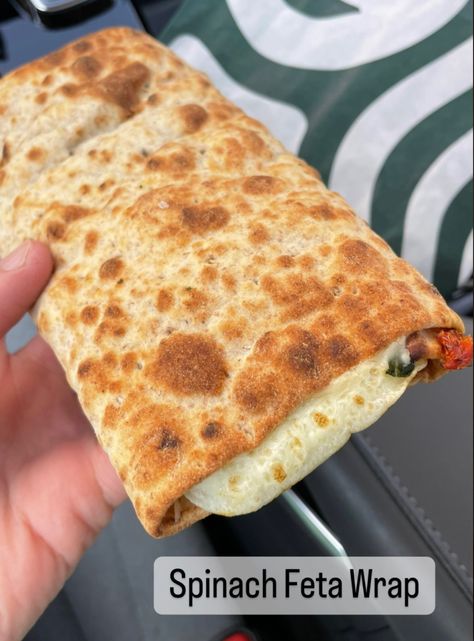 Love the Spinach Feta & Egg Wrap from Starbucks! 290 calories 20g protein Great vegetarian option Feta Egg Wrap, Spinach Feta Egg, Starbucks Food, Starbucks Wrap, 20g Protein, Egg Wrap, Spinach Feta, Cheese Wrap, Calorie Recipes