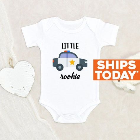 #babygirlclothes #babyboysclothes #cutebabyclothes #babyannouncement #cutebabyonesie #babygirlonesie #babyboysonesie #unisexbabyonesie #babyshowergift #pregnancyreveal #policeofficerdad #policebabyonesie #policecaronesie Cute Police Officer, Police Baby Onesies, Aunt Baby Clothes, New Baby Wishes, Police Baby, Baby Aunt, Gerber Organic, Pregnancy Announcement Onesie, Ivf Baby