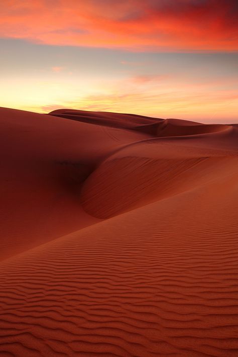 Sand Dunes 1 - Abqaiq, Saudi Arabia Phoenix Legend, Deserts Of The World, In The Desert, Sand Dunes, Perfect Day, The Desert, Amazing Nature, Natural Wonders, Sunrise Sunset