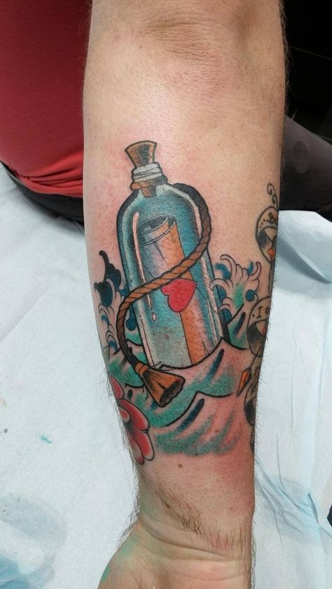 Message In A Bottle Tattoo, Underwater Sleeve, Sea Tattoo Sleeve, Nautical Sleeve, Tato Tradisional, Tattoo Style Art, Neotraditional Tattoo, Bottle Tattoo, Sea Tattoo