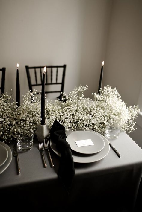 Monochromatic Wedding, Tafel Decor, Moody Wedding, בר מצווה, Black White Wedding, Baby's Breath, Stone House, Black Wedding, Wedding Florist