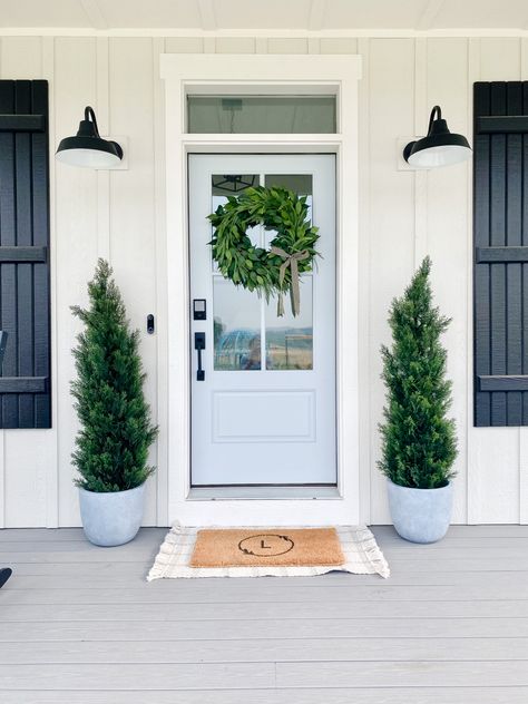 Light Blue Siding House Front Doors, Front Door For Small House, Front Door Esthetics, Light Grey House Blue Door, Colorful Front Door White House, Front Door Ideas Beach House, White House Black Trim Blue Door, Light Gray Front Door, Light Gray House Blue Door