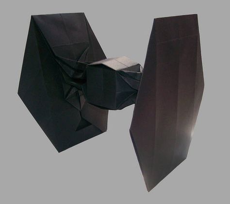 Origami TIE Fighter - Boing Boing Origami Tie, Star Wars Origami, Origami Artist, Star Wars Spaceships, Origami And Kirigami, Origami Folding, Tie Fighter, Origami Design, Star Wars Birthday