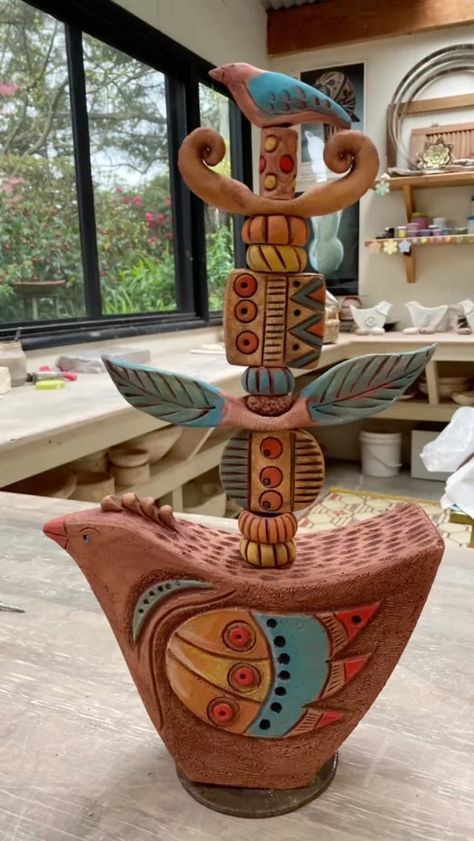 Jena Bedson on Instagram: “Another whimsical Winged Totem to add to the mix. I would love to have you join me for the second in the series of online prerecorded…” Jena Bedson, Pottery Totems, Totem Pole Art, Diy Totem, Totem Design, Slab Ceramics, Clay Techniques, Pottery Lessons, Garden Totems