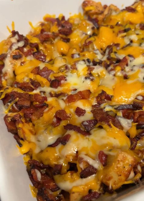 Cheesy Chicken Bacon Potato Bake, Cheesy Bbq Chicken And Potatoes, Loaded Cheesy Chicken Potato Casserole, Cheesy Chicken And Bacon Potatoes, Cheesy Bbq Chicken Potato Skillet, Chicken Potatoes Bacon Cheese Casserole, Cheesy Chicken Bacon Potato Casserole, Cheesy Chicken Potatoes, Chicken Bacon Ranch Potato Bake Casserole Recipes