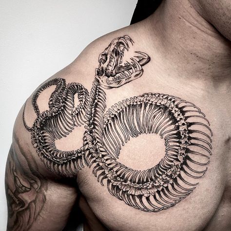 Snake Skull Tattoo, Symbolism Tattoo, Bird Skull Tattoo, Deer Skull Tattoos, Tattoos And Their Meanings, Bull Skull Tattoos, Rib Tattoos For Guys, Snake Skull, A Tattoo Design