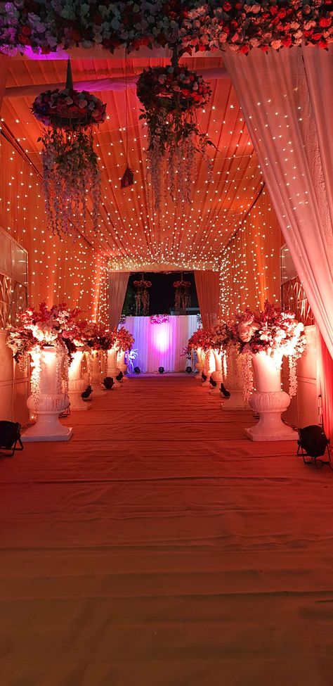 Best Wedding Decorators | Concept Lightings | Portfolio Marriage Hall Decoration, Wedding Snapchat, Sky Quotes, Indian Marriage, Minimalist Wedding Decor, Stage Decor, Snap Streak Ideas Easy, Marriage Decoration, Indian Wedding Photos