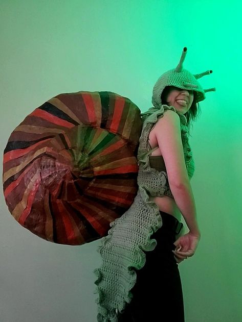 @mommullet Snail Cosplay, Freehand Crochet, Snail Costume, Crochet Halloween Costume, Classic 80s Movies, Snail Shell, 80s Movies, Halloween Crochet, Barbie Collection