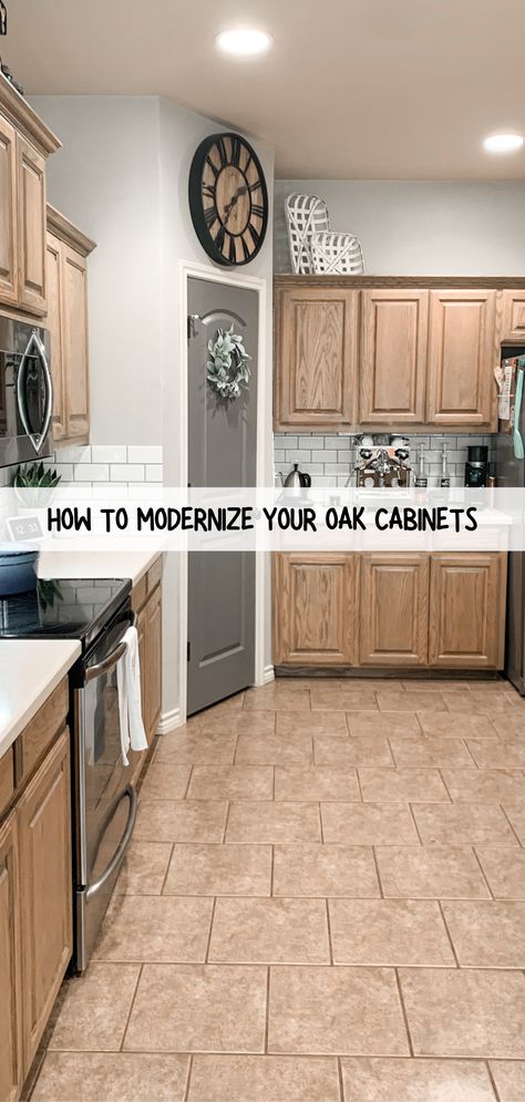 How to modernize your oak cabinets Oak Cabinets Without Painting, Refresh Kitchen Cabinets, Updating Oak Cabinets, Refresh Kitchen, Kitchen Cabinets On A Budget, Light Oak Cabinets, Kitchen Color Scheme, Dark Oak Cabinets, Diy Kitchen Hacks