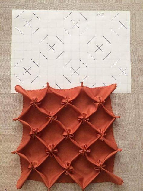 Matrix Design, Smocking Pattern, Simpul Makrame, Canadian Smocking, Smocking Tutorial, Projek Menjahit, Diy Sy, Smocking Patterns, Fabric Origami