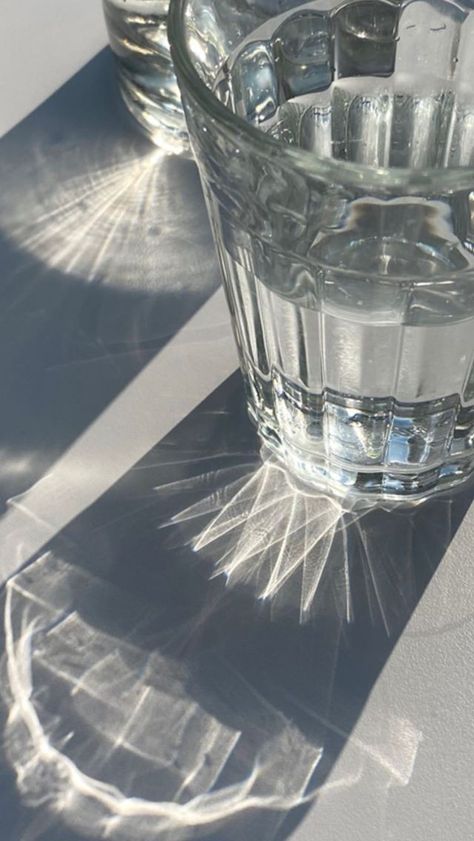 Water Glass Photography, Glass Of Water Photography, Water Glass Aesthetic, Glass Of Water Aesthetic, Clear Aesthetic, Light And Shadow Photography, Glass Aesthetic, Glass Photography, Water Aesthetic