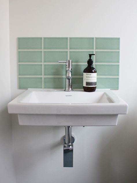 Downstairs loo Sink raised off floor with small splash back #bathroom #cloakroom Pedestal Sink Backsplash, Backsplash Bathroom Sink, Cloakroom Tiles, Sink Splashback, Wc Ideas, Bathroom Splashback, Small Downstairs Toilet, Cloakroom Toilet, Downstairs Cloakroom