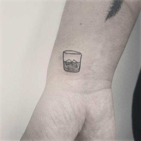 On the rocks tattoo #boscardink #whisky #ontherocks Simple Scottish Tattoo, Bourbon Tattoo Ideas, Small Whiskey Glass Tattoo, Tattoo Ideas For Alcoholic, Whisky Tattoo Ideas, Rocks Glass Tattoo, Shot Glass Tattoo Ideas, Alcohol Bottle Tattoo, Alcoholic Tattoo Ideas