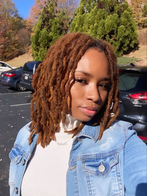 Ginger And Honey Blonde Locs Black Women, Copper Brown Locs Black Women, Brown Dreadlocks Black Women, Chocolate Locs Black Women, Dark Ginger Locs Black Women, Dark Brown Locs Black Women, Golden Brown Locs, Copper Brown Locs, Chocolate Brown Locs Black Women