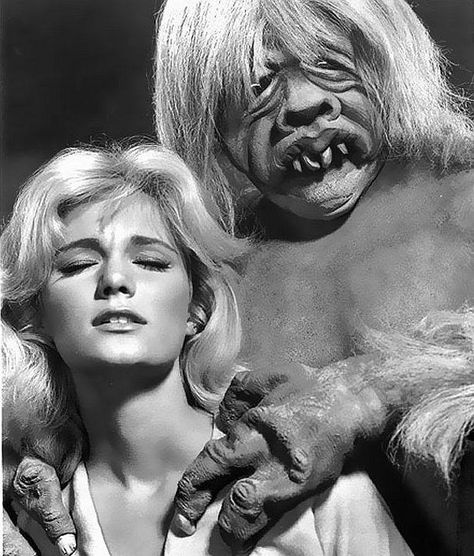 Yvette Mimieux in The Time Machine (1960). Also pictured a Morlock. Yvette Mimieux, Cinema Video, Skull Island, Classic Sci Fi, Famous Monsters, Sci Fi Films, The Time Machine, Fiction Movies, Sci Fi Horror