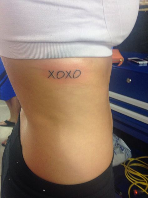 Xoxo Xoxo Tattoo Small Hip, Xoxo Tattoo, Xo Tattoo, Smaller Hips, Dope Tattoos For Women, Cute Braided Hairstyles, Stick And Poke, Rib Tattoo, Dope Tattoos