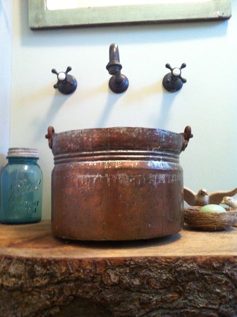 Tobi Britton's Living Green: Preview "DIY Easy Peasy Copper Bucket Vessel Sink !!!" Vessel Sink Diy, Diy Vessel Sink, Vessel Sink Ideas, Strawbale Gardening, Galvanized Wash Tub, Camping Sink, Bucket Sink, Rustic Sink, Diy Bucket