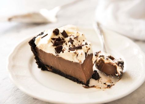 Chocolate Cream Pie | RecipeTin Eats Amaretto Pie, French Silk Pie Recipe, Silk Pie Recipe, Pie Crust Top, Homemade Pie Recipes, Chocolate Gravy, French Silk Pie, Silk Pie, Creamy Pudding