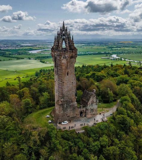 National Wallace Monument Wallace Monument, William Wallace, Sir William, Beautiful Castles, Stirling, Special Places, The National, Monument, Scotland