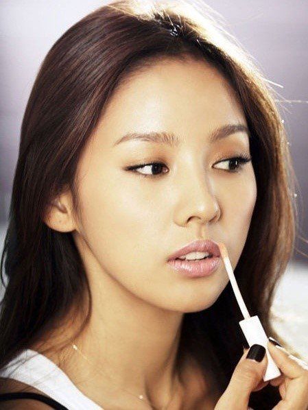 lee hyori 1st gen kpop 2000s rare Kpop 2000s, Early 2000s Makeup, 2000 Makeup, 2000s Makeup Looks, 1st Gen Kpop, U Go Girl, Asian Makeup Looks, Lee Hyori, 90s Makeup