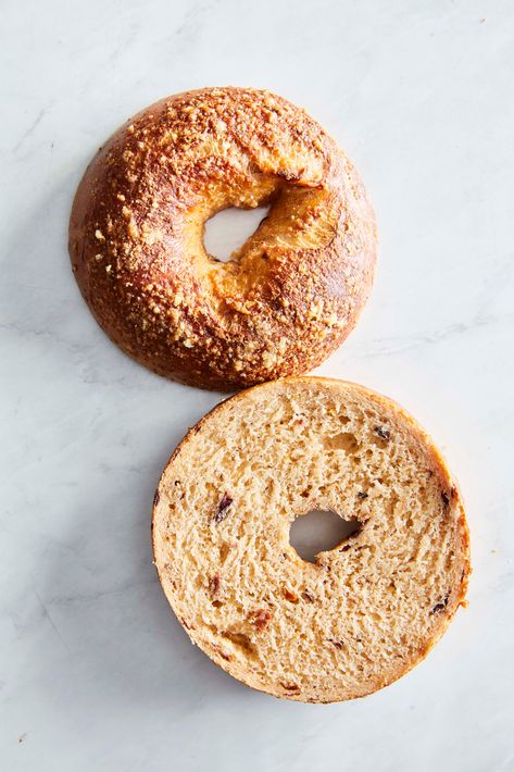 A playful-yet-comprehensive cookbook that lets anyone create bagels, schmears, and other deli favorites at home. Bagel lovers rejoice! This delightful cookbook makes it easy to bake fresh bagels in your own kitchen with just five base ingredients and simple techniques. With advice on mixing the dough, shaping the bagels, proofing, boiling, baking, slicing, and storing, Bagel Bread, Baking Bad, Easy To Bake, New York Bagel, Pizza Peel, Sun Dried Tomatoes, Kalamata Olives, Bread And Pastries, Instant Yeast