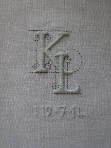 Hand Embroidered Letters, Handkerchief Diy, Monogram Embroidery Letters, Monogrammed Handkerchiefs, Free Monogram Fonts, Embroidery Napkins, Vintage Embroidery Transfers, Ribbon Embroidery Kit, Embroidered Letters