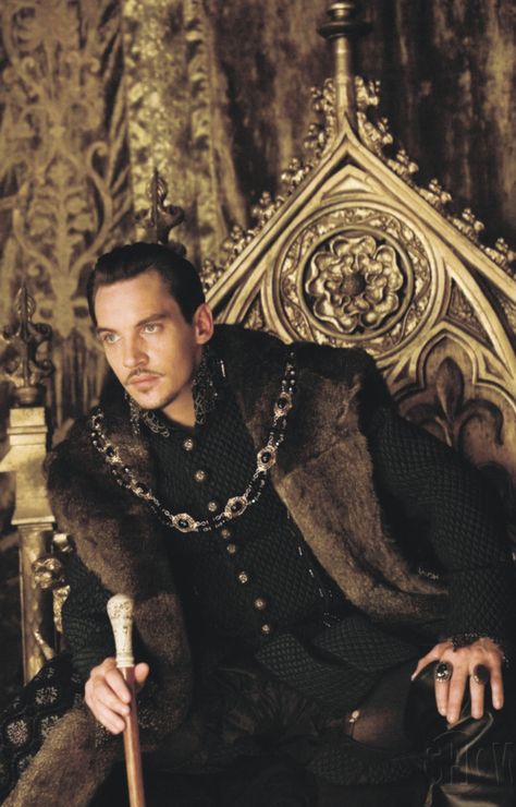 THE KING WATCHING OVER THE COURT PROCEEDINGS OF HIS ANNULMENT.  King Henry from the Tudors Jonathan Rhys Meyer, The Tudors Tv Show, Tudor Series, Charles Brandon, Tudor Dynasty, Tudor Era, The Tudors, Jonathan Rhys Meyers, King Henry Viii