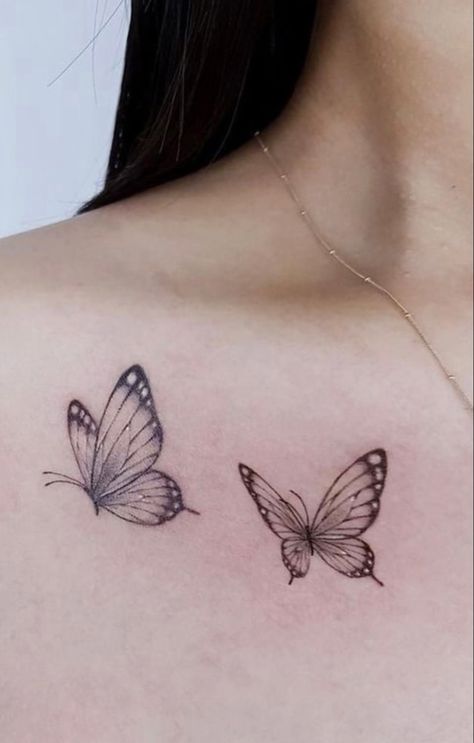 collar bone Coller Bone Tattoos Flower, Butterfly Tattoo Colar Bone, Henna Designs Collar Bone, Collar Bone Tattoo Flower, Collar Bone Tattoo Butterfly, Colar Bone Tattoo For Women, Color Bone Tattoos For Women, Butterfly Tattoo Collar Bone, Tattoo Ideas Female Collar Bone