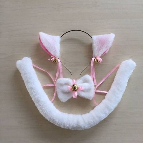 Orejas De Gato Neko En Peluche 3d - $ 96,00 en Mercado Libre Cat Toy Mouse, Interactive Cat Toys, Cat Tail, Kittens Playing, Anime Cosplay, Cartoon Cat, Dress Ideas, Bow Headband, Cat Toys