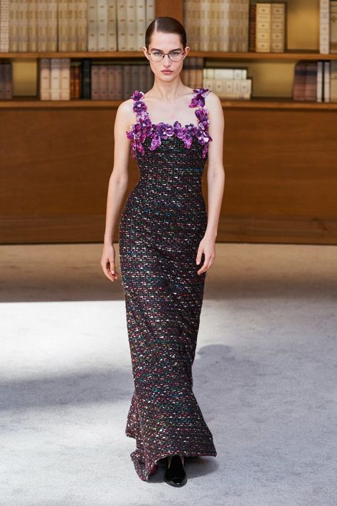 Chanel Haute Couture Fall 2019-20 Collection Review, chanel haute couture purple flower dress, alley girl fashion blog Chanel Fashion Show 2019, Chanel Fall 2019, Chanel 2019, 2019 Couture, Chanel Fashion Show, Chanel Couture, Chanel Haute Couture, Chanel Fashion, Vogue Paris