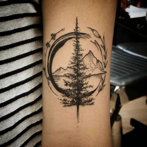 Natur Tattoo Arm, Nature Tattoo Sleeve, Cozy Camping, Arm Tats, Inspiration Tattoos, Tattoos Geometric, Initial Tattoo, Tree Of Life Tattoo, Mountain Tattoo